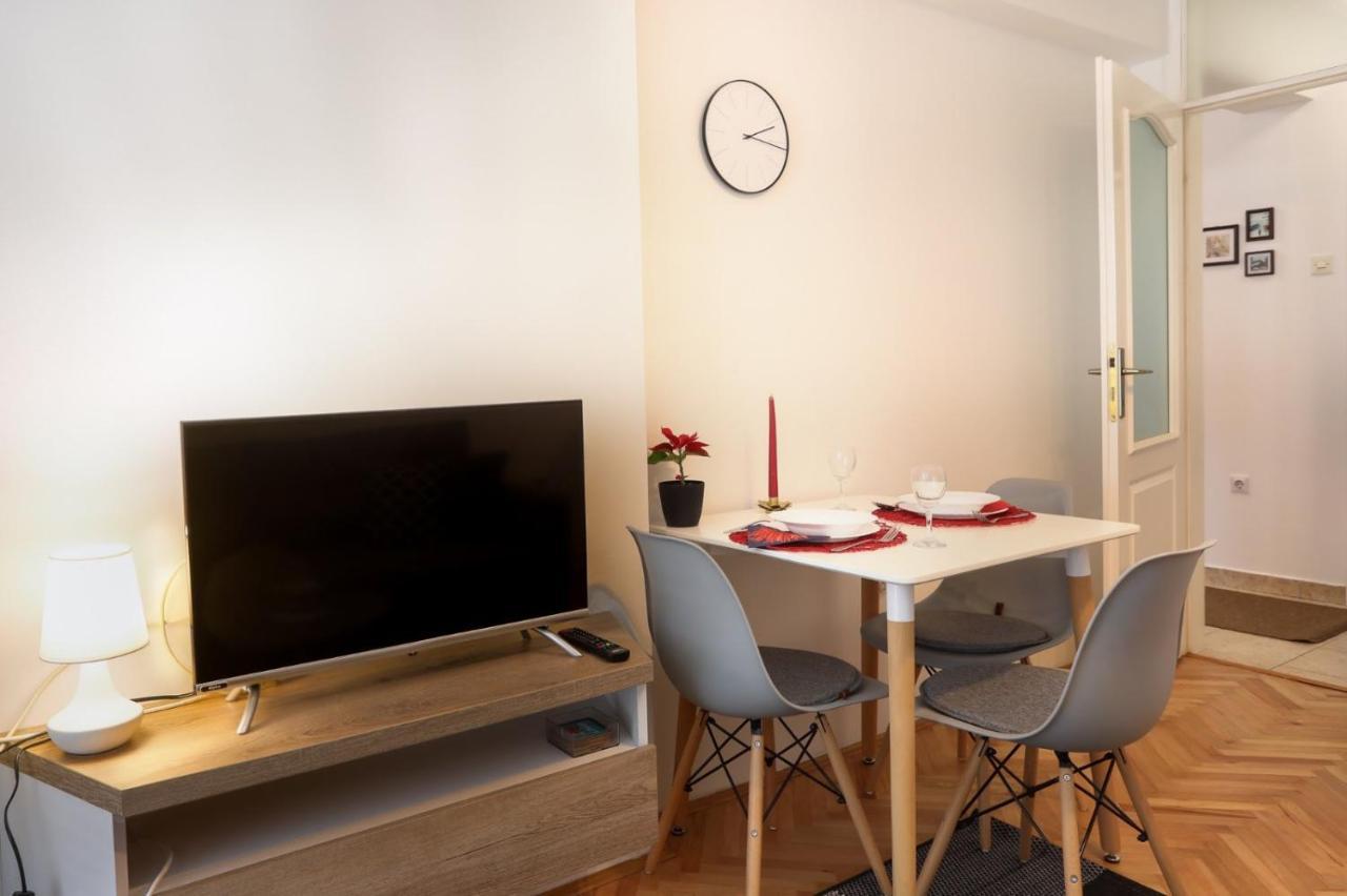 Apartment Igor Lukavica Bagian luar foto